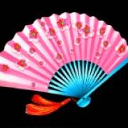 Peking Luck: Ladies fan